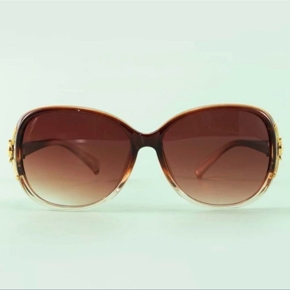 Accessories - Sunglasses Brown and Gold Oversized Ombre Lense Sunglasses Nwt